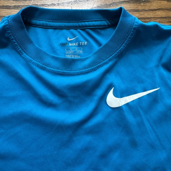 Boys 6/7 Athletic Wear Bundle—Nike Dri-Fit, All In Motion Tops & Hoodie - Picture 8 of 9